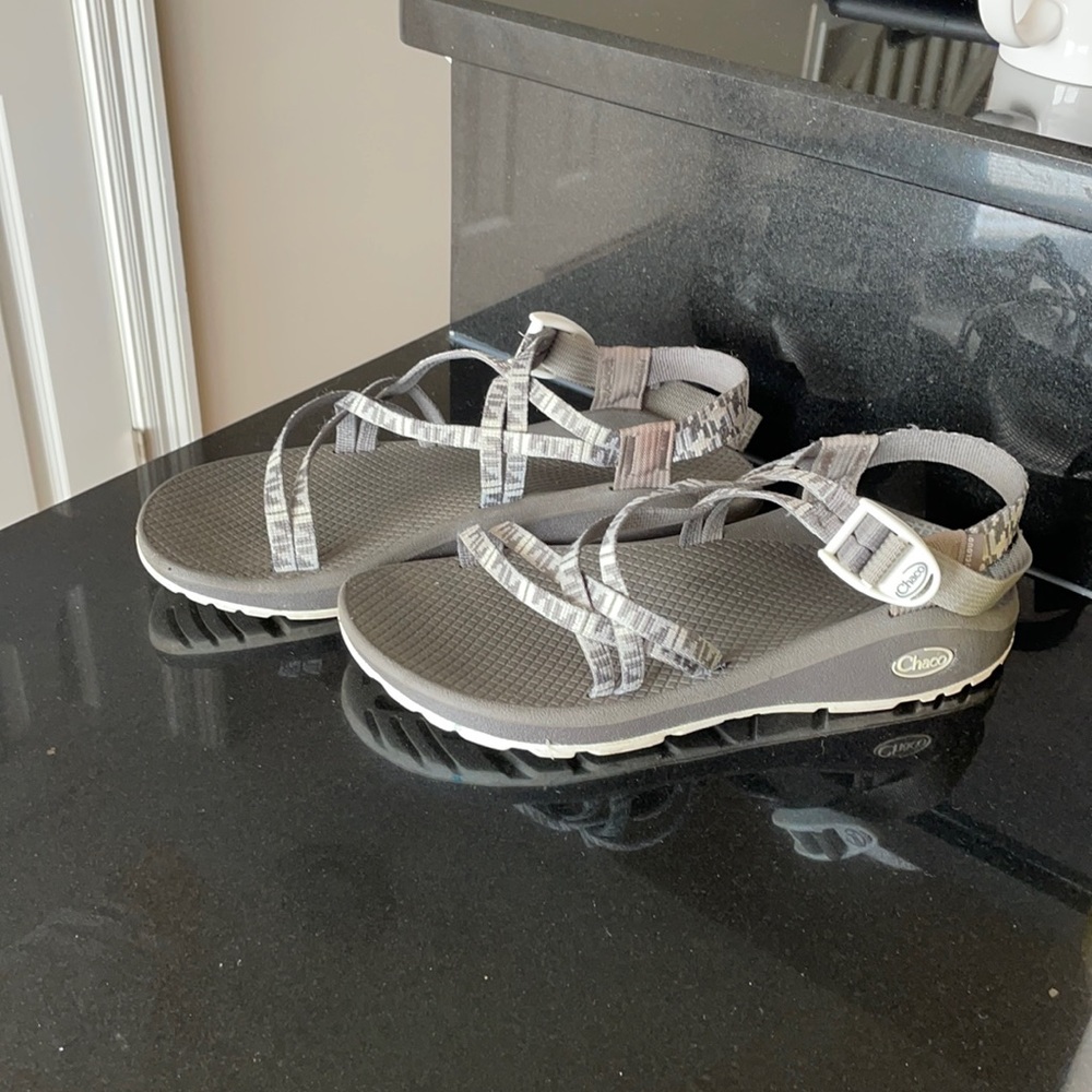 Chaco cloud sandals womens 9